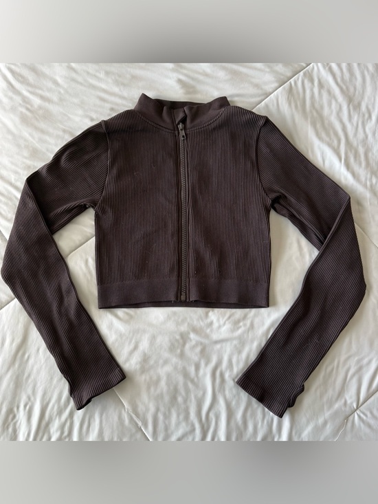 PrettyLittleThing Tops - PrettyLittleThing Ribbed Zip-Front Cropped Jacket Brown